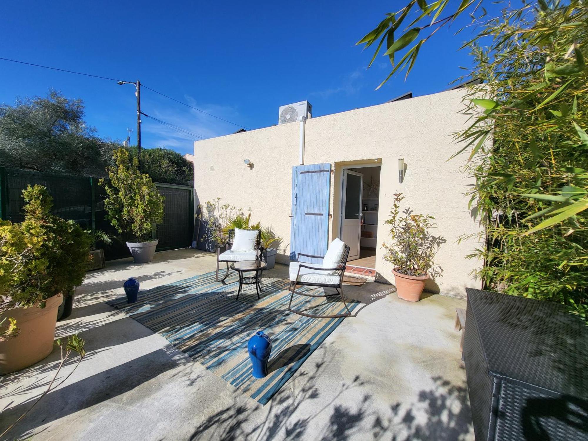 Studio Independant Avec Terrasse A Juan Les Pins Антиб Екстериор снимка